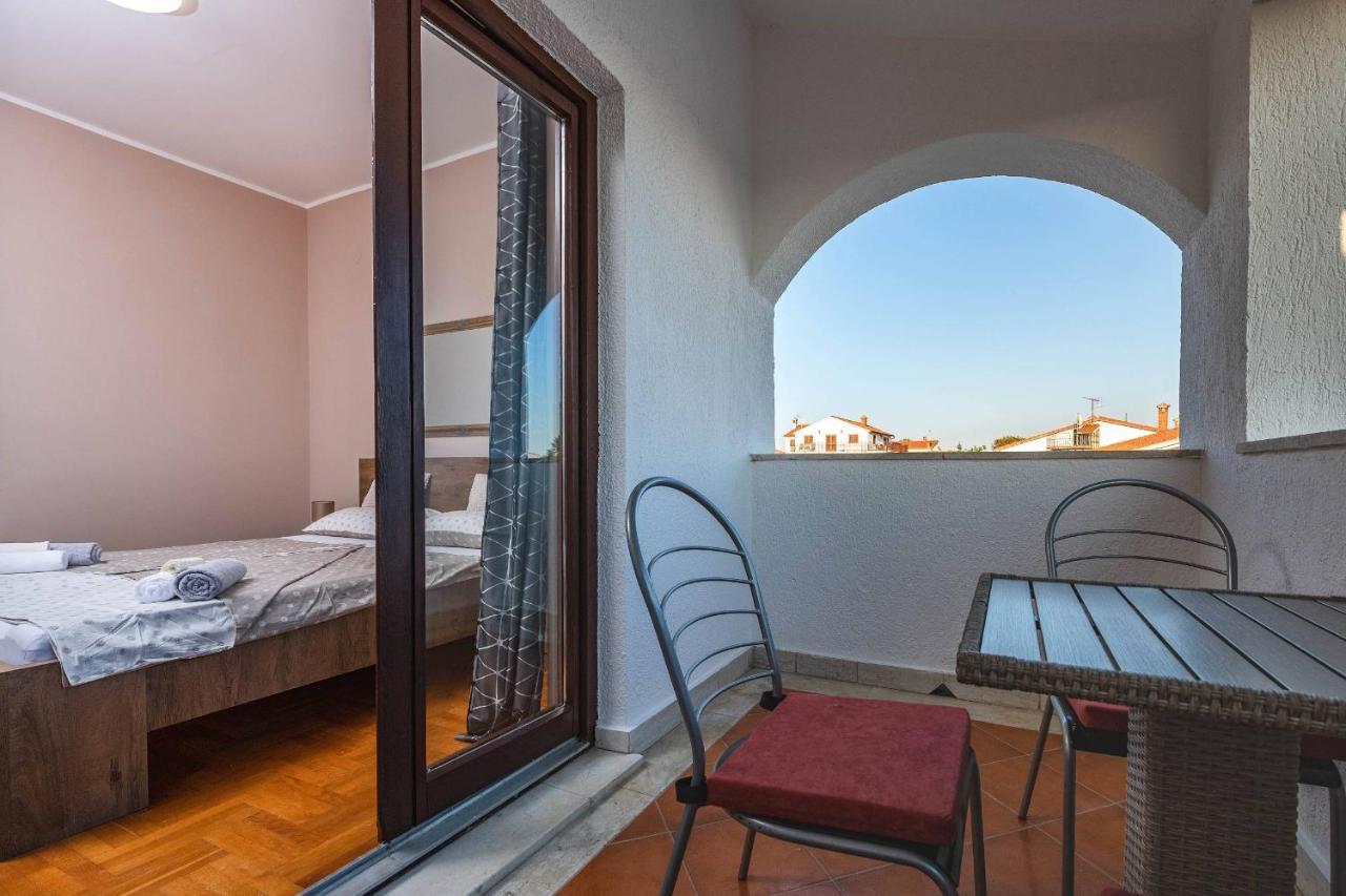 Villa Zorica Пореч Экстерьер фото